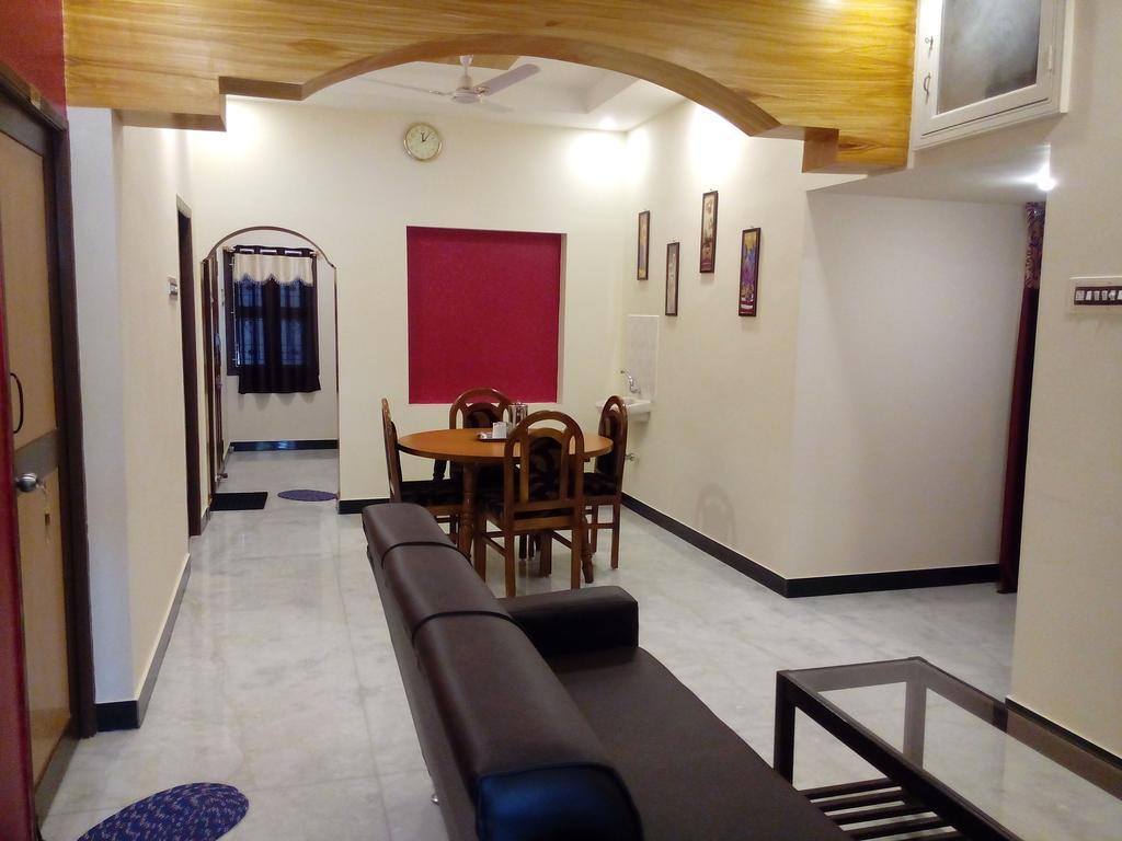 Barnabas Homestay Tandzsávúr Kültér fotó